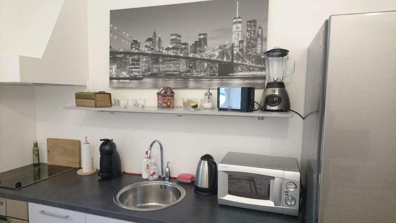 City Centre Kreutzwaldi Apartment, Free Parking تالين المظهر الخارجي الصورة