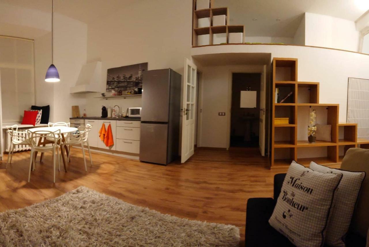 City Centre Kreutzwaldi Apartment, Free Parking تالين المظهر الخارجي الصورة
