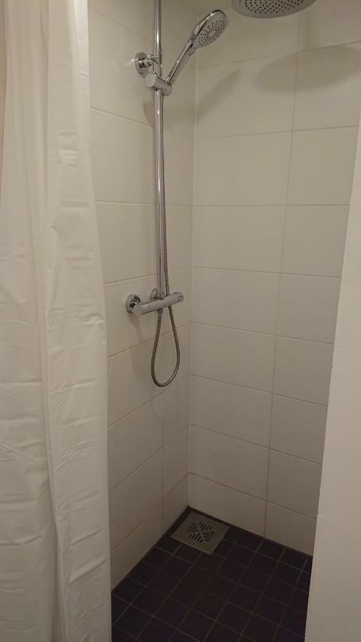 City Centre Kreutzwaldi Apartment, Free Parking تالين المظهر الخارجي الصورة